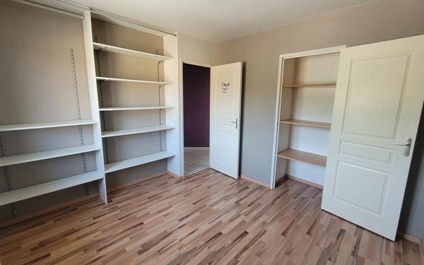 Maison à vendre    4 pièces •  La Côte-Saint-André