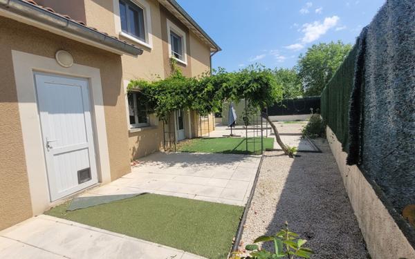 Maison à vendre    4 pièces •  La Côte-Saint-André