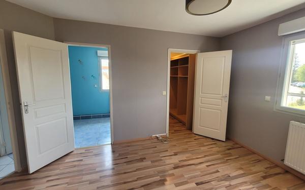 Maison à vendre    4 pièces •  La Côte-Saint-André