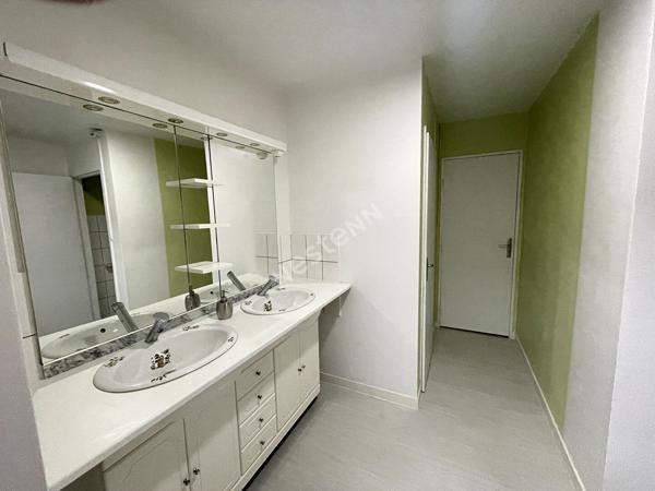 Bureaux Saint Avold  93 m2