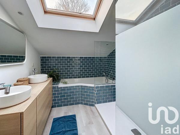 Maison à vendre 9 pièces 220 m² Vaucresson