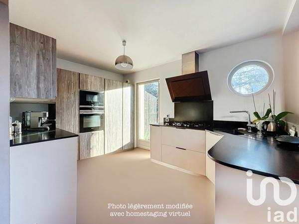 Maison à vendre 9 pièces 220 m² Vaucresson