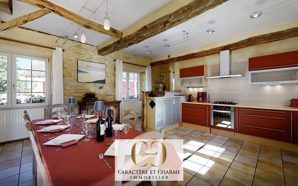 Bergerac (24100) Domaine touristique en Dordogne: 11 gîtes - 5 piscines - tennis - 3,5 hectares