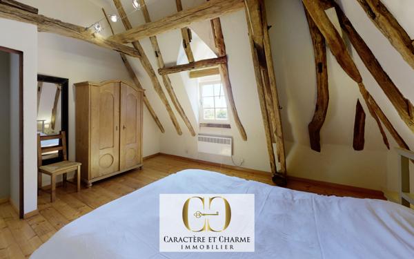 Bergerac (24100) Domaine touristique en Dordogne: 11 gîtes - 5 piscines - tennis - 3,5 hectares