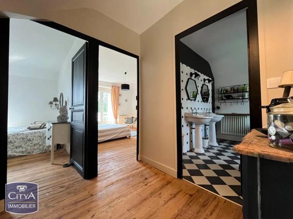 Maison à vendre 7 pièces 146m² Saint-Michel-Chef-Chef (44730)