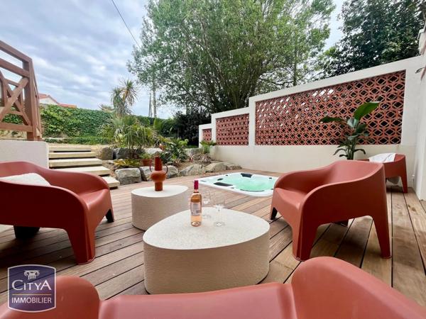 Maison à vendre 7 pièces 146m² Saint-Michel-Chef-Chef (44730)