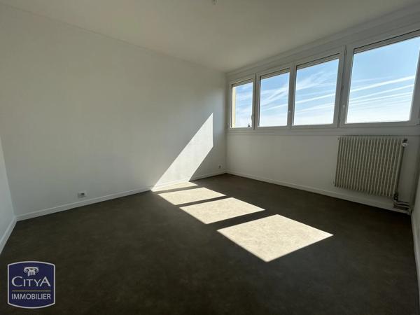 Appartement à vendre 4 pièces 77.6m² Le Mans (72100)