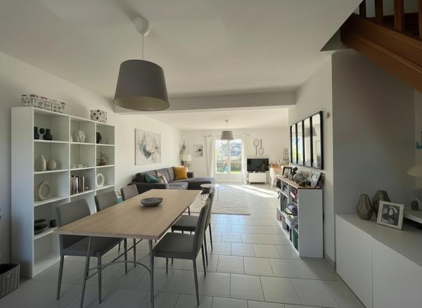 À vendre - Maison mitoyenne 1 côté, 4 pièces située à Fondettes (37230)