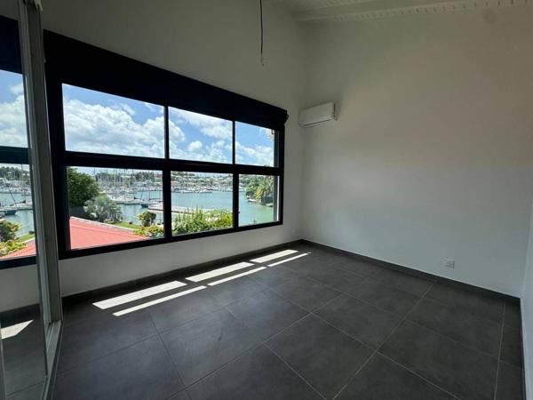 T4 non meublé BAS DU FORT VUE LAGON