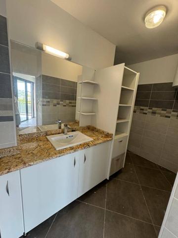 T4 non meublé BAS DU FORT VUE LAGON