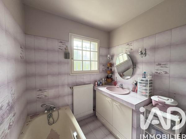 Maison à vendre 4 pièces 147 m² Ambarès-et-Lagrave