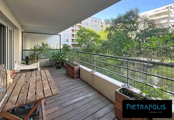 T4 de 81m² avec terrasse de 13m² situé Rue Général Dayan Villeurbanne