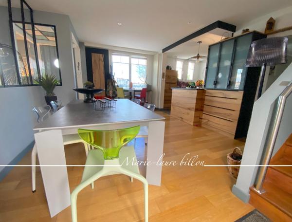 Maison à vendre 6 pièces SAINT GILLES CROIX DE VIE (85) grande maison familiale vue rivière T6 avec garage et sa cour aménagée