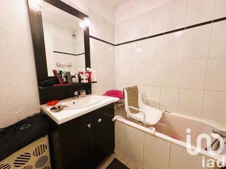 Location appartement 2 pièces 47 m² Milhaud