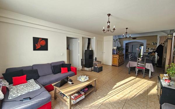 Maison à vendre    6 pièces • 166 m2 Épône