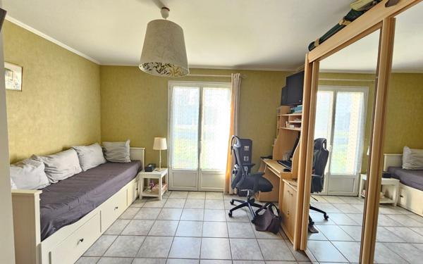 Maison à vendre    6 pièces • 166 m2 Épône