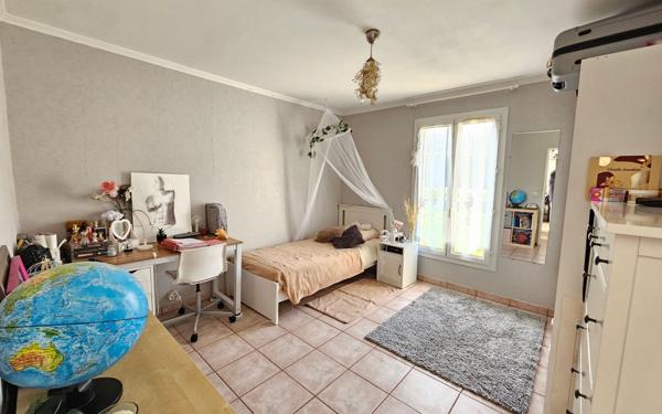 Maison à vendre    6 pièces • 166 m2 Épône