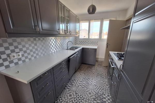 Louer appartement 3 pièces de 85 m²