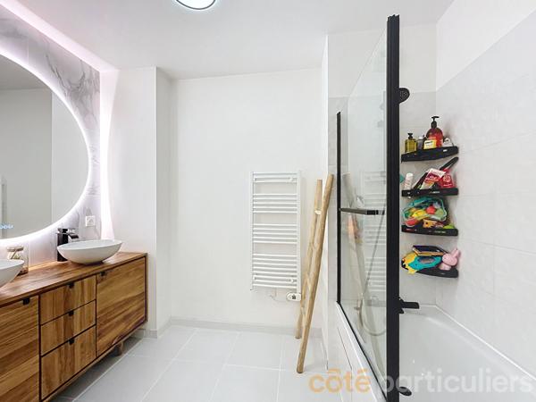 Vente Appartement72,53 m² - 3 Pièces - SAINT MAUR DES FOSSES (94100)