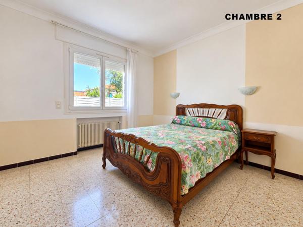 Villa 4 faces de 174m2 - 4 chambres avec garage et jardin