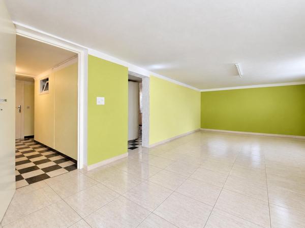 Villa 4 faces de 174m2 - 4 chambres avec garage et jardin