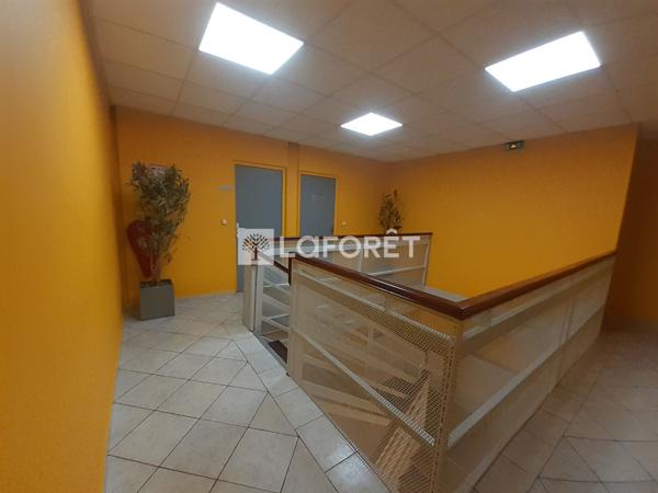 Achat bureau Baie-Mahault - 49 m² - 183 836 €