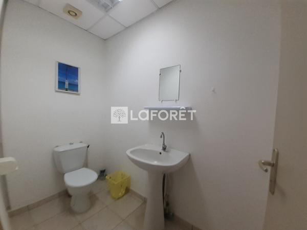 Achat bureau Baie-Mahault - 49 m² - 183 836 €