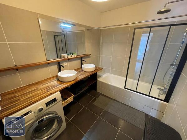 Appartement à louer 3 pièces 77.78m²