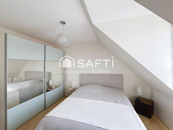 Grande maison familiale avec vie de plain-pied / 4 chambres / jardin /garage /piscine