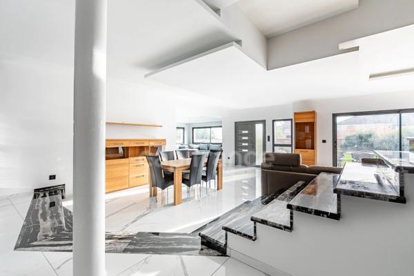 Maison à vendre 12 pièces SOISSONS (02)