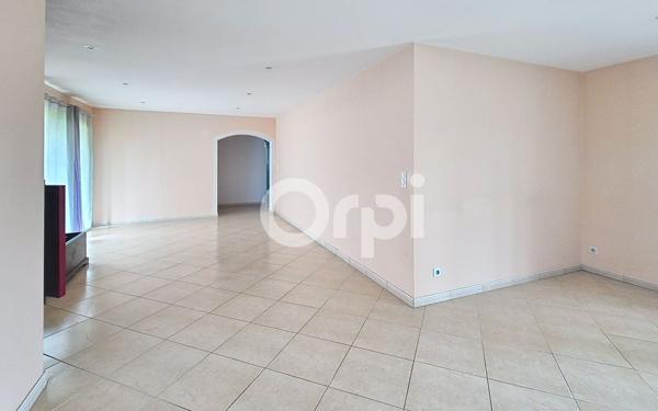 Maison à vendre    5 pièces •  Notre-Dame-de-Sanilhac