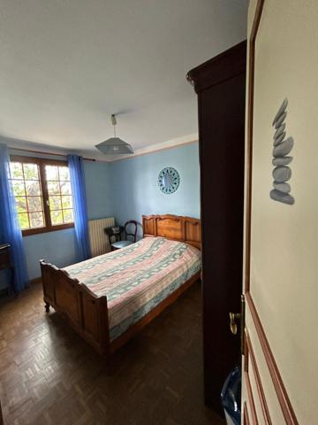 Maison 160m2, dépendances, 1,58ha