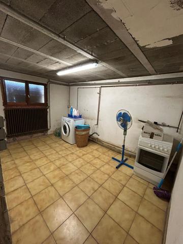 Maison 160m2, dépendances, 1,58ha