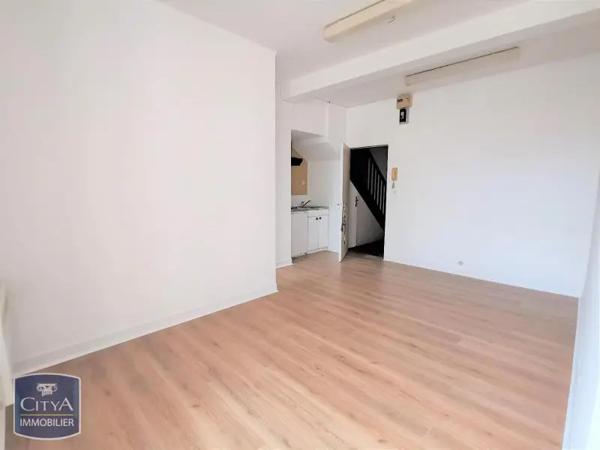 Appartement à louer 1 pièce 30.75m² Laon (02000)