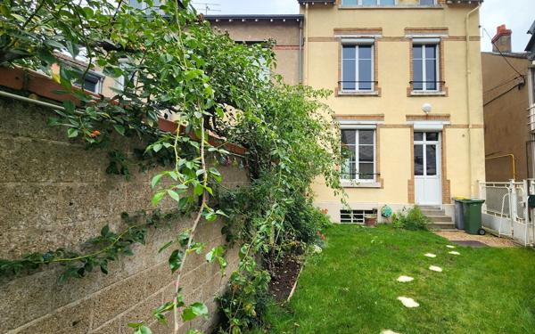 Maison à vendre    5 pièces •  Orléans