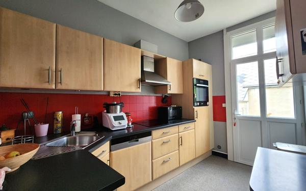 Maison à vendre    5 pièces •  Orléans