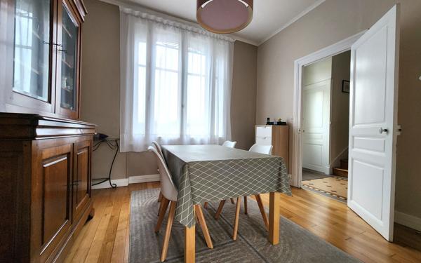 Maison à vendre    5 pièces •  Orléans