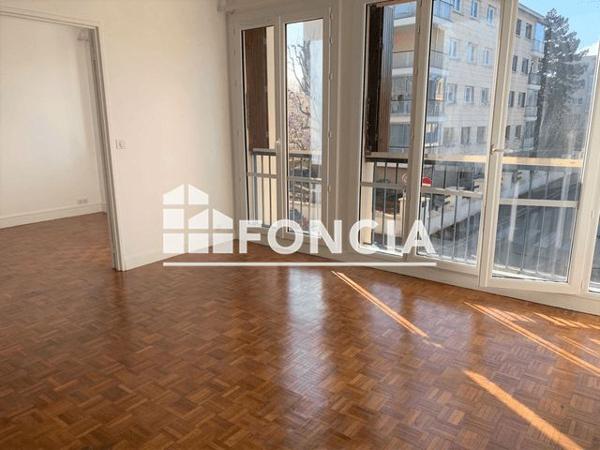 Location Appartement 4 pièces 91.5 m² - 26 RUE DE TOURVILLE Saint Germain En Laye 78100