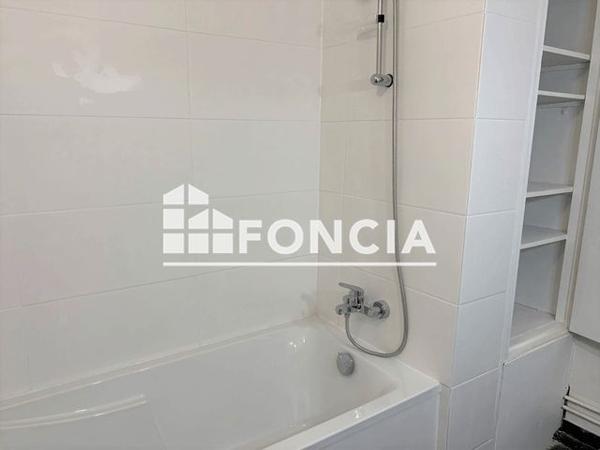 Location Appartement 4 pièces 91.5 m² - 26 RUE DE TOURVILLE Saint Germain En Laye 78100