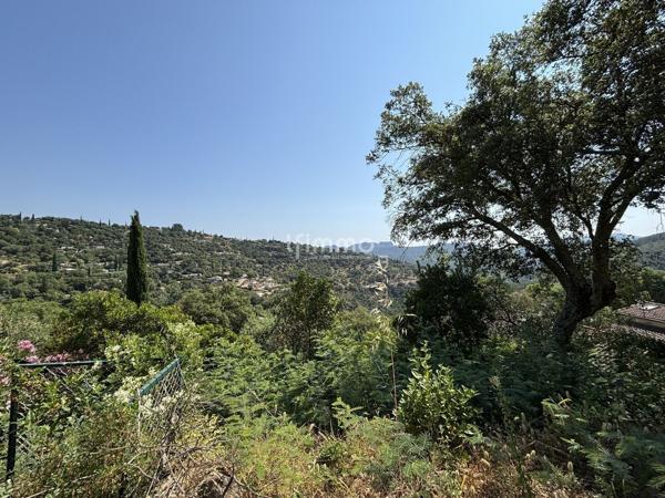 Mobilhome à rénover sur terrain de 210 m2 environ