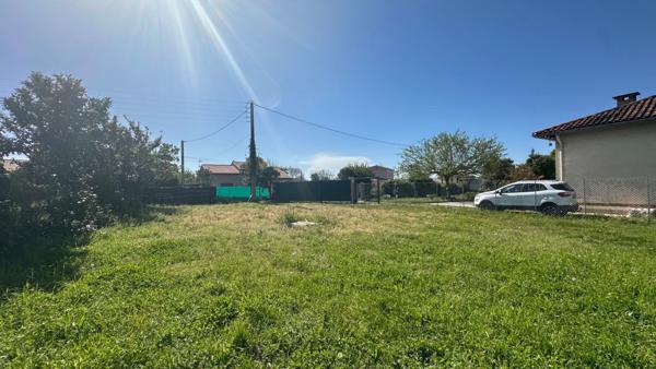 A VENDRE - PLAISANCE DU TOUCH - Terrain de 590 m² (proche commerce)