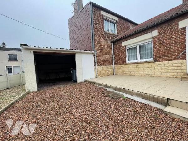 Maison à Vendre à Ourton (62460) en Pas-de-Calais (62)
Nous vous présentons une maison d'une s...