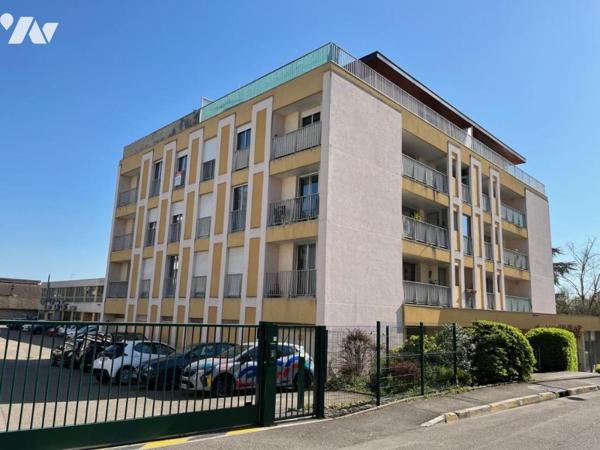 MEXIMIEUX - Appartement T4 en centre-ville