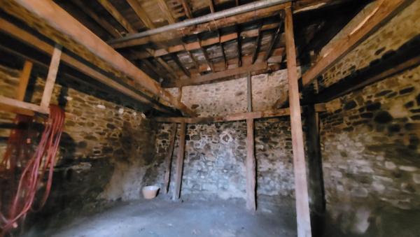 À Vendre – Maison en Pierre dans le Bourg de Lanfains, Proche de Quintin (22)