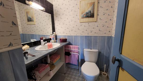 À Vendre – Maison en Pierre dans le Bourg de Lanfains, Proche de Quintin (22)