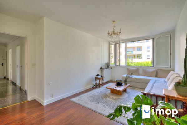 Grand 4 pièces proche transports