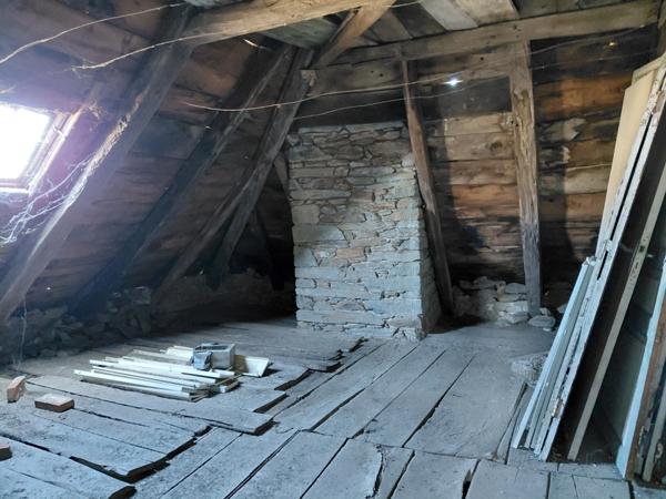 Maison à vendre 10 pièces MONTSALVY (15)