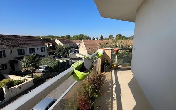 Appartement à vendre    2 pièces •  Pontault-Combault