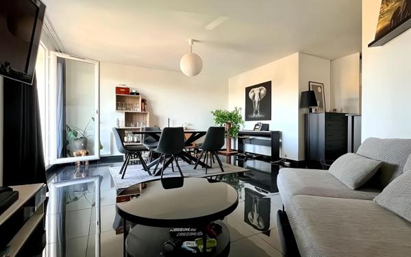 Appartement à vendre    2 pièces •  Pontault-Combault