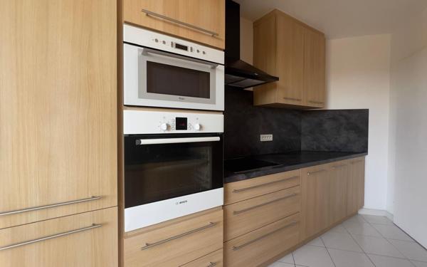 Appartement à vendre    2 pièces •  Pontault-Combault